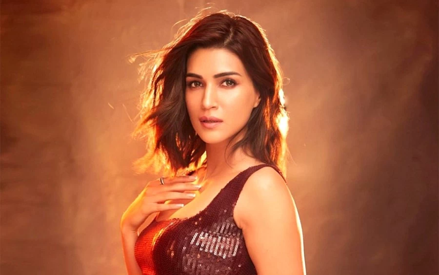 kriti-sanon_1098067053_sm.webp