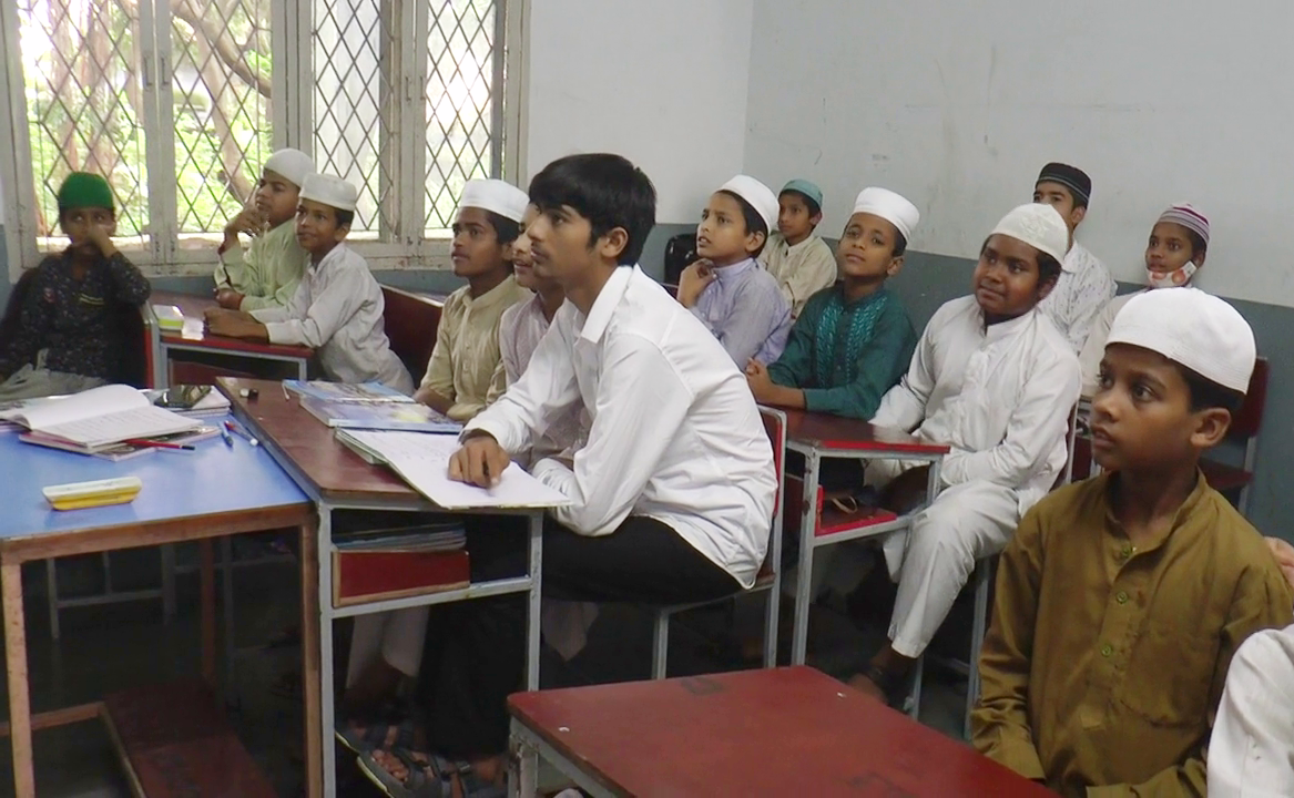 25161695_madrasa-1.png