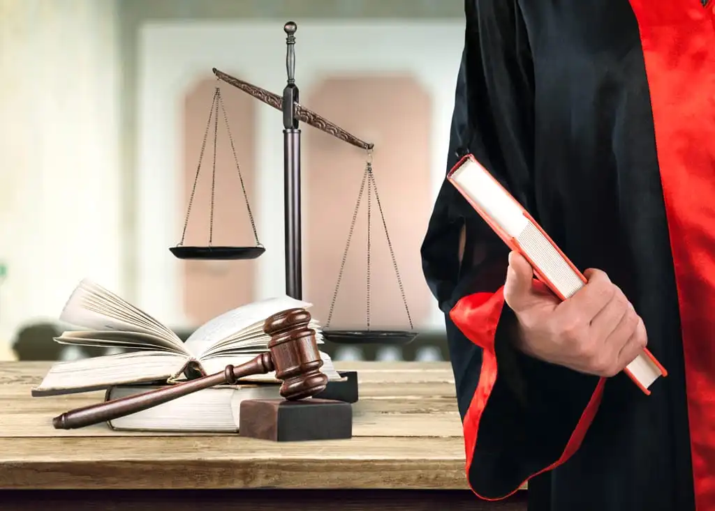 HU-Prog-IT-LAW-UK.jpg.webp