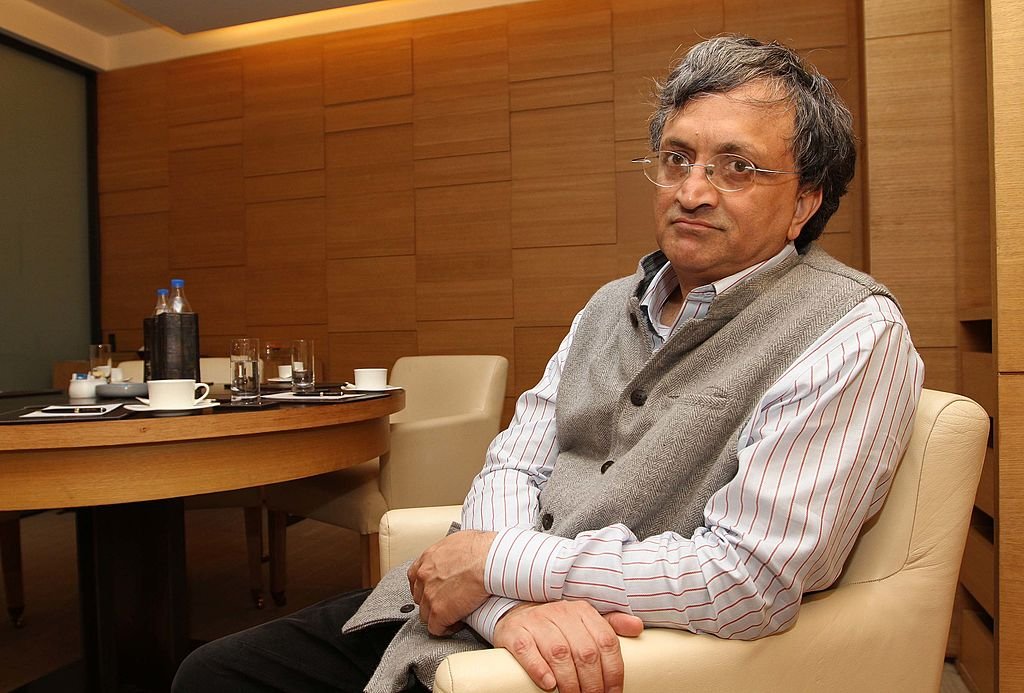 Ramachandra-Guha-3.jpg