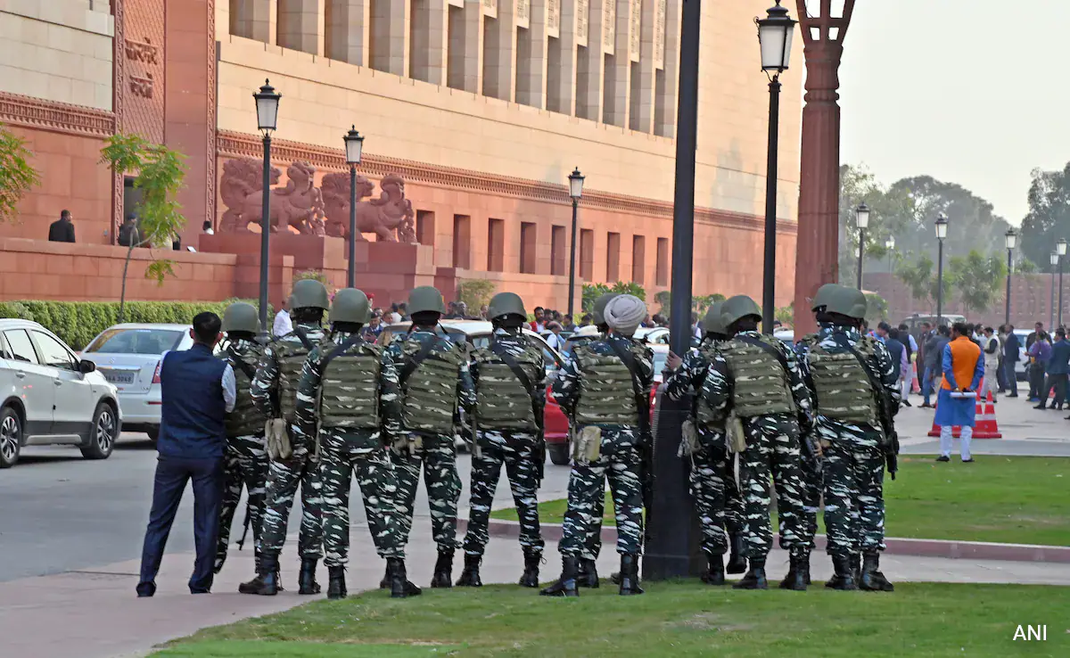 t7gj1le_parliament-security-breach_625x300_13_December_23.jpeg.webp